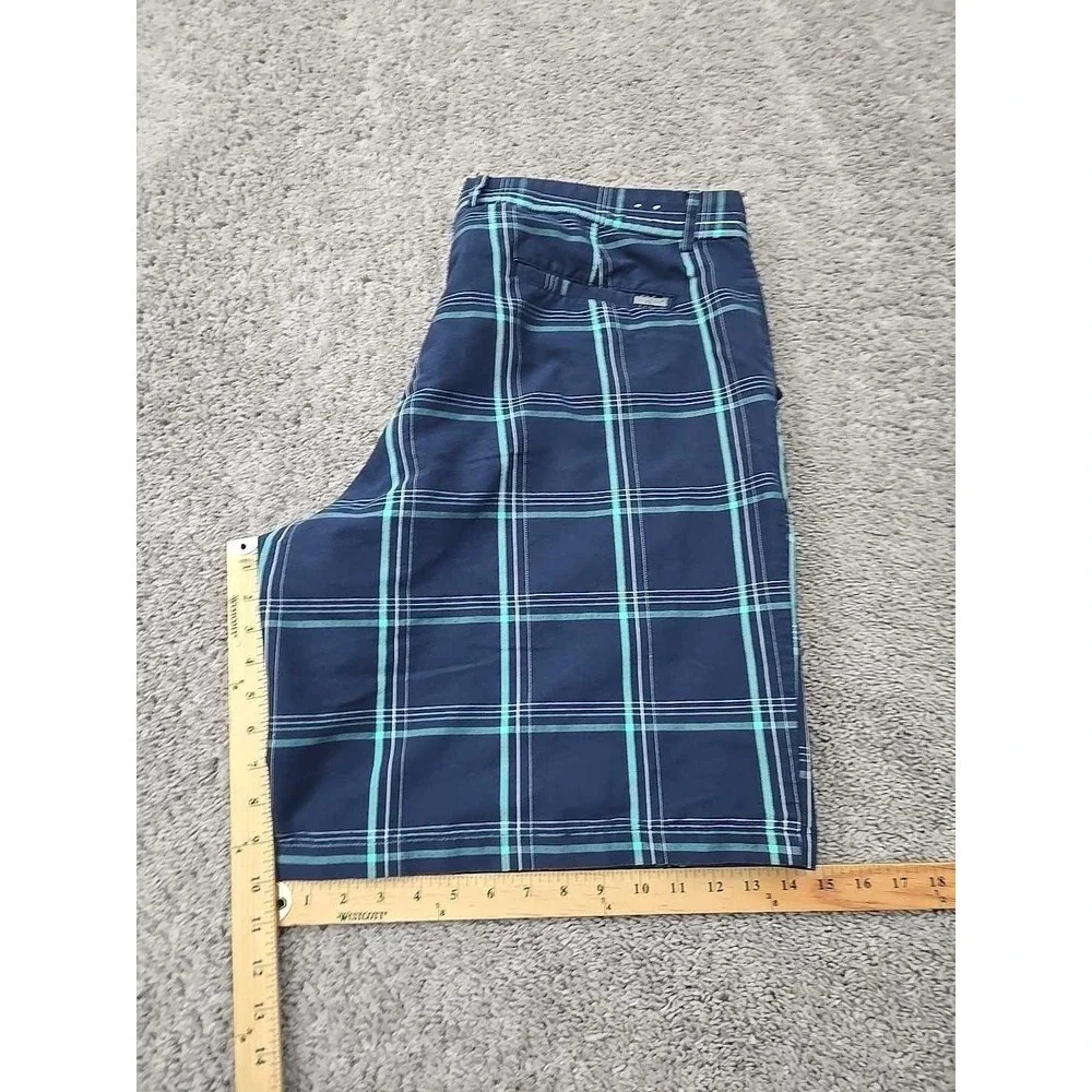 Greg Norman for Tasso Elba Shorts Mens 42 Blue Plaid Inseam: 10
